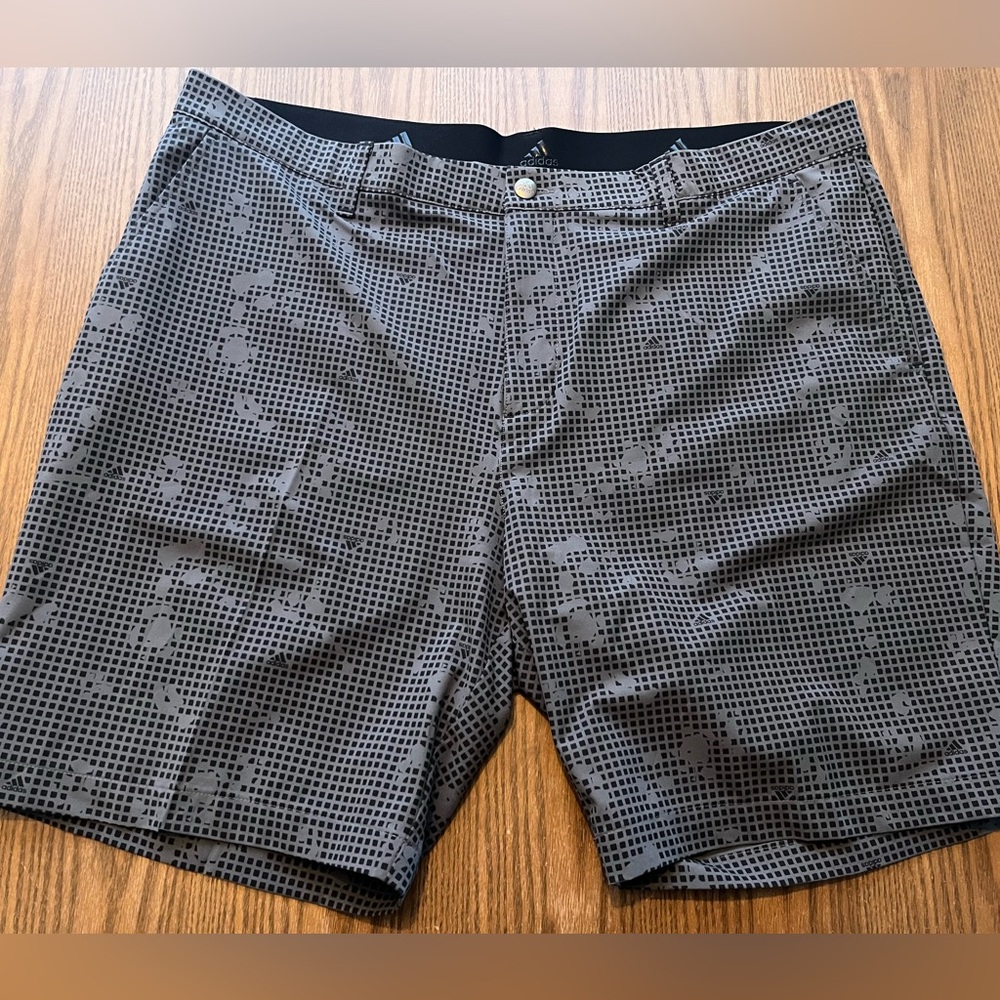 Adidas Black men’s 360 short size 40